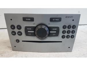 Used Radio CD player Opel Combo Price € 50,00 Margin scheme offered by Autodemontagebedrijf Smit