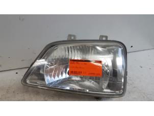 Used Headlight, left Daihatsu Terios (J1) 1.3 16V DVVT 4x2 Price € 40,00 Margin scheme offered by Autodemontagebedrijf Smit