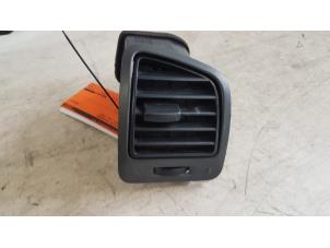 Used Dashboard vent Kia Picanto (BA) 1.0 12V Price € 10,00 Margin scheme offered by Autodemontagebedrijf Smit