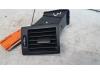 Dashboard vent from a Mercedes A (W169), 2004 / 2012 2.0 A-200 5-Drs., Hatchback, 4-dr, Petrol, 2.034cc, 100kW (136pk), FWD, M266960, 2004-06 / 2012-08, 169.033 2004