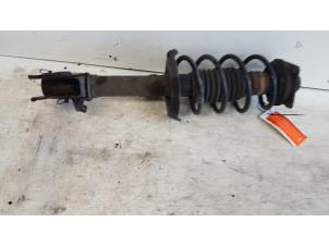 Used Front shock absorber rod, left Mercedes A (W169) 2.0 A-200 5-Drs. Price € 30,00 Margin scheme offered by Autodemontagebedrijf Smit