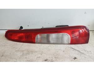 Used Taillight, right Ford Focus C-Max 1.8 16V Price € 20,00 Margin scheme offered by Autodemontagebedrijf Smit