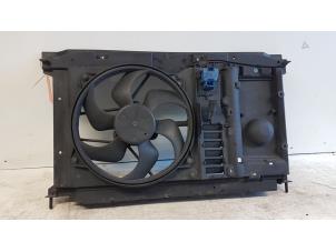 Used Cooling fan housing Citroen C4 Grand Picasso (UA) 2.0 16V Autom. Price on request offered by Autodemontagebedrijf Smit