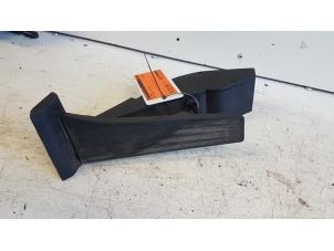 Used Accelerator pedal BMW 3 serie Compact (E46/5) 316ti 16V Price € 20,00 Margin scheme offered by Autodemontagebedrijf Smit