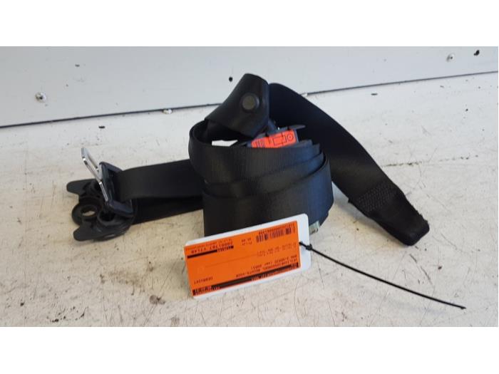 Front seatbelt, right from a BMW 3 serie Compact (E46/5) 316ti 16V 2003