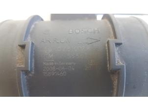 Luftmassenmesser van een Opel Zafira (M75) 1.7 CDTi 16V 2008