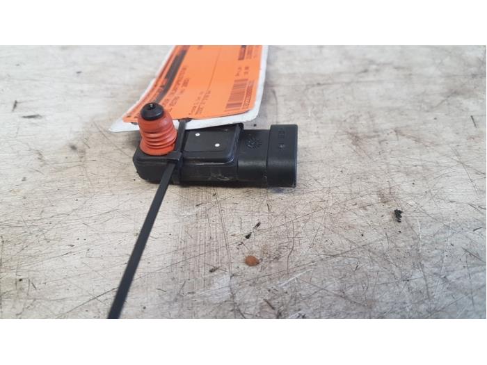 Begagnade MAP-sensor (insugsrör) Opel Vectra C GTS 2.2 16V Pris € 10,00 Marginaltabell erbjuds av Autodemontagebedrijf Smit