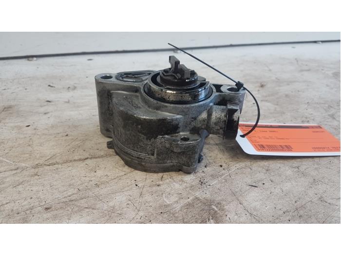Gebrauchte Ölpumpe Mazda 3 (BK12) 1.6 CiTD 16V Preis auf Anfrage angeboten von Autodemontagebedrijf Smit