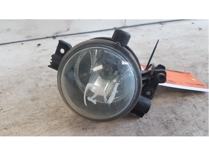Fog light, front right from a Ford Focus C-Max 1.8 16V 2004