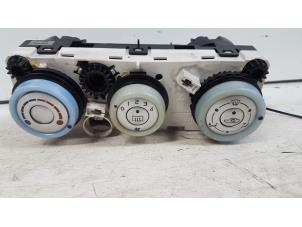Used Heater control panel Mitsubishi Colt (Z2/Z3) 1.3 16V Price € 15,00 Margin scheme offered by Autodemontagebedrijf Smit