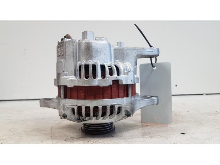 Gebrauchte Dynamo Mazda 323 (BJ12) 1.5i 16V Preis auf Anfrage angeboten von Autodemontagebedrijf Smit