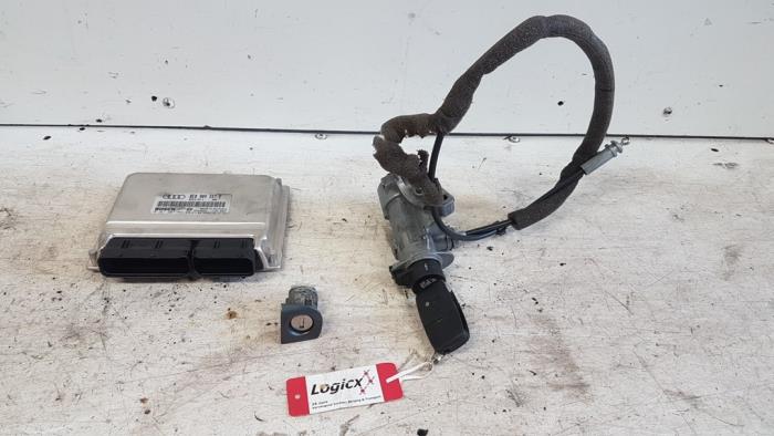 Used Ignition lock + computer Audi A4 (B6) 2.0 20V Price € 70,00 Margin scheme offered by Autodemontagebedrijf Smit