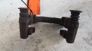 Used Rear brake calliperholder, left Nissan Almera (N16) 1.8 16V Price € 15,00 Margin scheme offered by Autodemontagebedrijf Smit