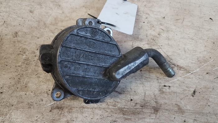 Vacuum pump
