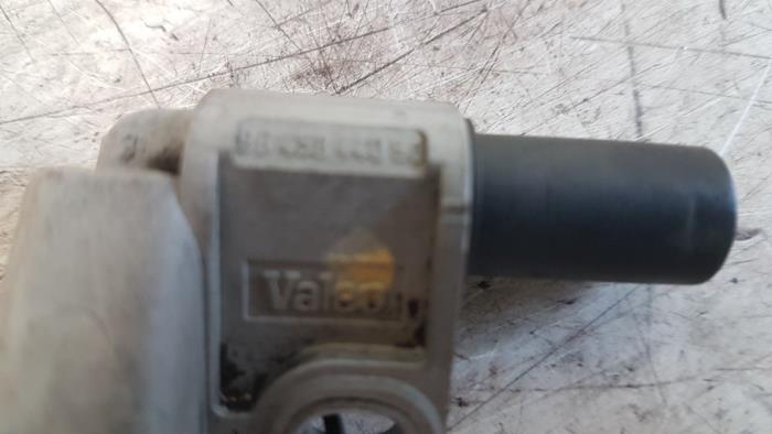 Nockenwelle Sensor van een Volvo S40 (MS) 2.0 D 16V 2004
