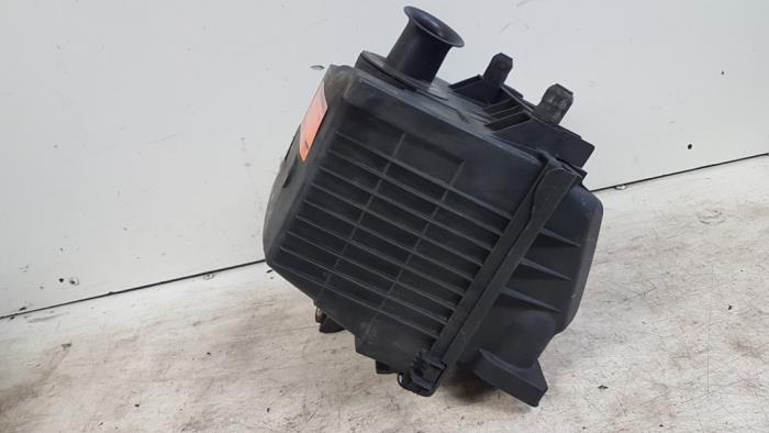 Begagnade Luftfilterhus Volkswagen Transporter/Caravelle T4 2.5 TDI Pris € 40,00 Marginaltabell erbjuds av Autodemontagebedrijf Smit