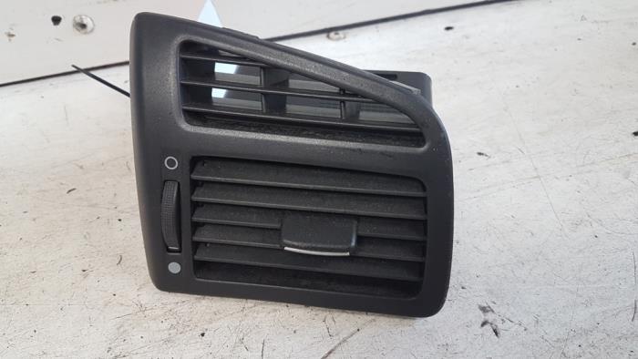 Begagnade Luftmunstycke, instrumentbräda Fiat Croma (194) 1.8 MPI 16V Pris på förfrågan erbjuds av Autodemontagebedrijf Smit