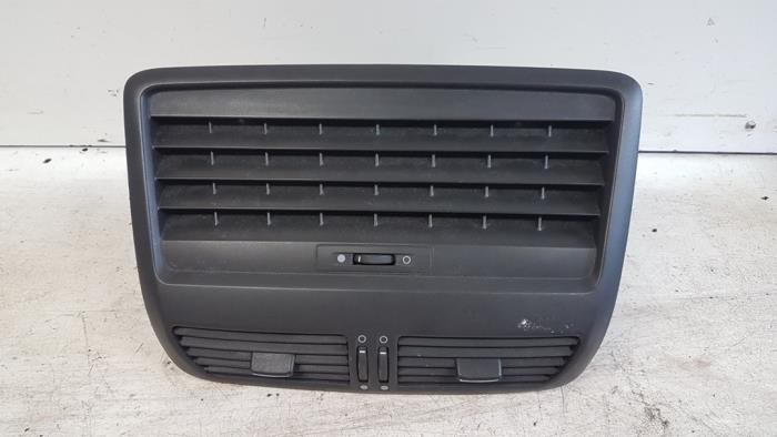 Begagnade Luftmunstycke, instrumentbräda Fiat Croma (194) 1.8 MPI 16V Pris € 25,00 Marginaltabell erbjuds av Autodemontagebedrijf Smit