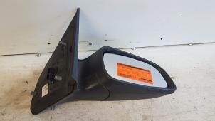 Used Wing mirror, right Opel Astra H (L48) 1.6 16V Twinport Price € 30,00 Margin scheme offered by Autodemontagebedrijf Smit