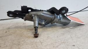 Used Rear wiper motor Mitsubishi Colt (Z2/Z3) 1.5 16V Price € 20,00 Margin scheme offered by Autodemontagebedrijf Smit