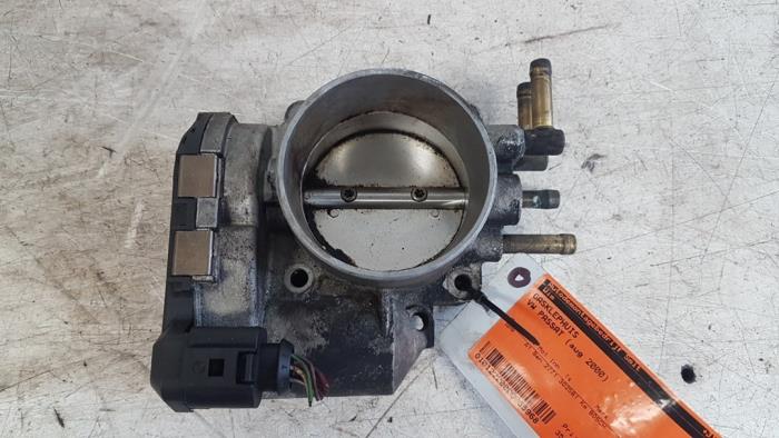 Gebrauchte Drosselklappengehäuse Volkswagen Passat Variant Syncro/4Motion (3B5) 2.8 30V Syncro Preis € 35,00 Margenregelung angeboten von Autodemontagebedrijf Smit
