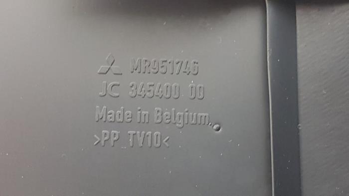 Dashboard vent from a Mitsubishi Colt (Z2/Z3) 1.5 16V CZ3 2009