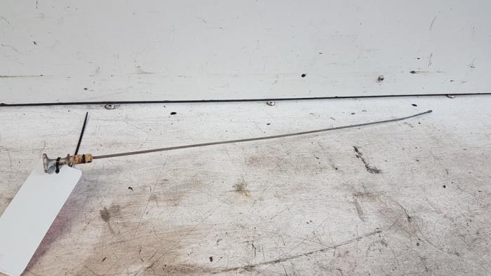 Gebrauchte Ölmessstab Mitsubishi Colt (Z2/Z3) 1.5 16V CZ3 Preis € 10,00 Margenregelung angeboten von Autodemontagebedrijf Smit