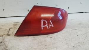 Usagé Feu arrière droit Alfa Romeo 166 Prix € 15,00 Règlement à la marge proposé par Autodemontagebedrijf Smit