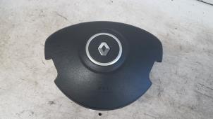 Used Left airbag (steering wheel) Renault Clio III (BR/CR) 1.6 16V Price € 45,00 Margin scheme offered by Autodemontagebedrijf Smit