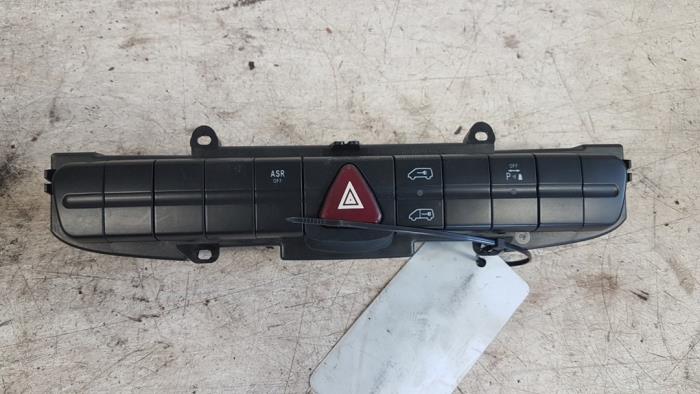 Volkswagen Crafter Panikbeleuchtung Schalter Vorrat 