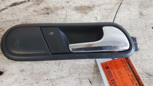 Used Front door handle 4-door, right Seat Ibiza III (6L1) 1.9 TDI FR Price € 20,00 Margin scheme offered by Autodemontagebedrijf Smit