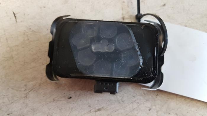 Begagnade Regnsensor Peugeot 607 (9D/U) 2.2 16V Pris € 20,00 Marginaltabell erbjuds av Autodemontagebedrijf Smit
