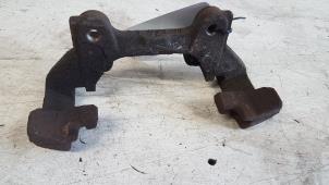 Usados Montura de freno derecha delante Alfa Romeo 147 (937) 2.0 Twin Spark 16V Precio € 10,00 Norma de margen ofrecido por Autodemontagebedrijf Smit