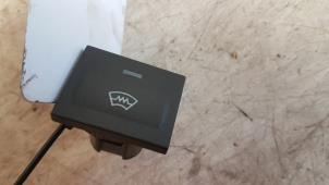 Used Frontscreen heating switch Ford Focus C-Max 2.0 TDCi 16V Price € 10,00 Margin scheme offered by Autodemontagebedrijf Smit