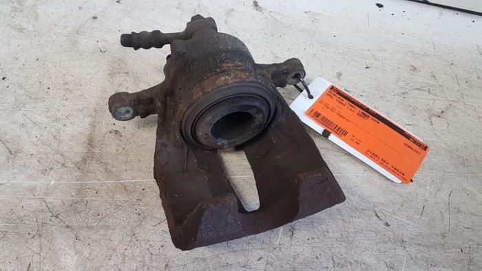Front brake calliper, left from a Opel Corsa C (F08/68) 1.8 16V GSi 2002