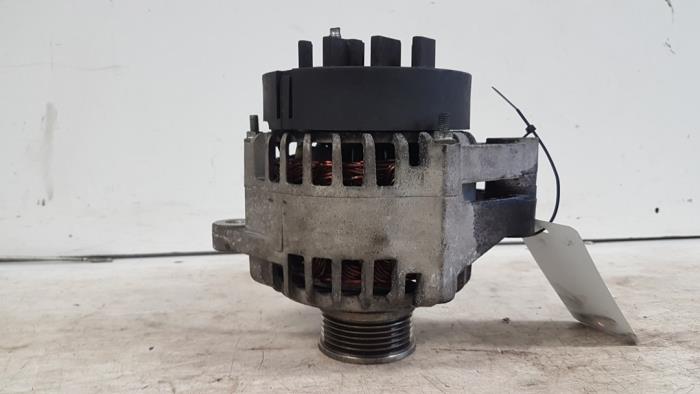 Gebrauchte Dynamo Alfa Romeo 159 Sportwagon (939BX) 1.9 JTDm Preis € 45,00 Margenregelung angeboten von Autodemontagebedrijf Smit