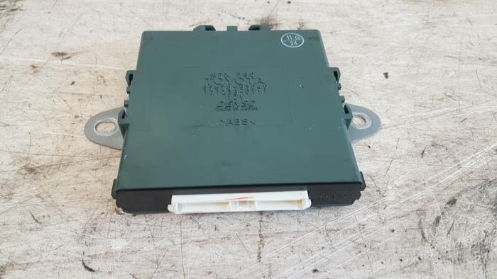 Begagnade PDC-modul Lexus IS (E2) 250 2.5 V6 24V Pris € 45,00 Marginaltabell erbjuds av Autodemontagebedrijf Smit