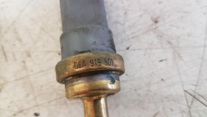 Engine temperature sensor from a Volkswagen Transporter/Caravelle T5 1.9 TDi 2004
