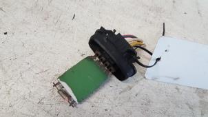 Used Heater resistor Mercedes Vito (638.1/2) 2.2 CDI 108 16V Price on request offered by Autodemontagebedrijf Smit