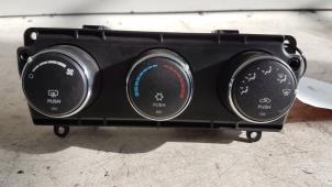 Usados Panel de control de calefacción Dodge Avenger (JS) 2.0 16V Precio de solicitud ofrecido por Autodemontagebedrijf Smit