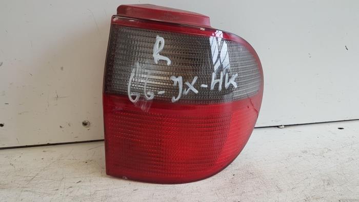 Taillight, right from a Ford Galaxy (WGR) 2.8i V6 Ghia CD-SEFI 2000