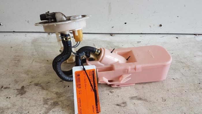 Usagé Pompe à carburant Nissan Almera (N15) 2.0 GTi 16V Prix € 30,00 Règlement à la marge proposé par Autodemontagebedrijf Smit