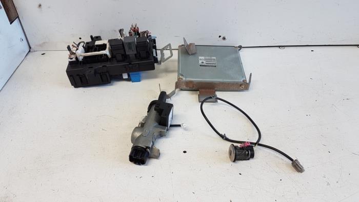 Used Ignition lock + computer Nissan Primera (P11) 2.0 16V Price on request offered by Autodemontagebedrijf Smit