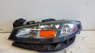 Used Headlight, left Renault Laguna II (BG) 2.0 16V Price on request offered by Autodemontagebedrijf Smit