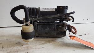 Used Compressor Mercedes S (W220) 3.2 S-320 18V Price on request offered by Autodemontagebedrijf Smit