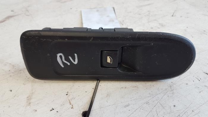 Usados Interruptor de ventanilla eléctrica Peugeot 308 (4A/C) 1.6 VTI 16V Precio € 10,00 Norma de margen ofrecido por Autodemontagebedrijf Smit