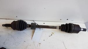 Used Front drive shaft, left Opel Agila (A) 1.2 16V Price € 15,00 Margin scheme offered by Autodemontagebedrijf Smit