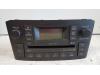 Radio CD player from a Toyota Avensis (T25/B1B), 2003 / 2008 2.0 16V D-4D-F, Saloon, 4-dr, Diesel, 1.998cc, 93kW (126pk), FWD, 1ADFTV; EURO4, 2006-03 / 2008-10, ADT250 2008