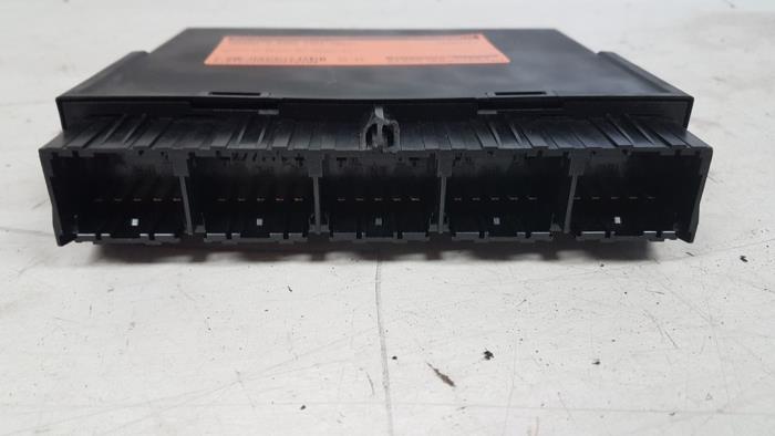 Used Body control computer Jaguar X-type 2.5 V6 24V Price € 20,00 Margin scheme offered by Autodemontagebedrijf Smit