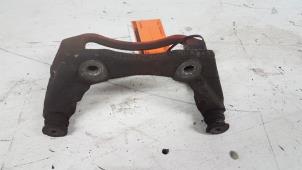 Used Front brake calliperholder, left Jaguar X-type 2.5 V6 24V Price € 15,00 Margin scheme offered by Autodemontagebedrijf Smit